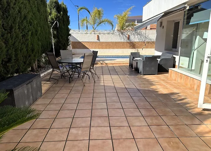 Mercuri Albir Con Piscina Privada * 阿尔比尔